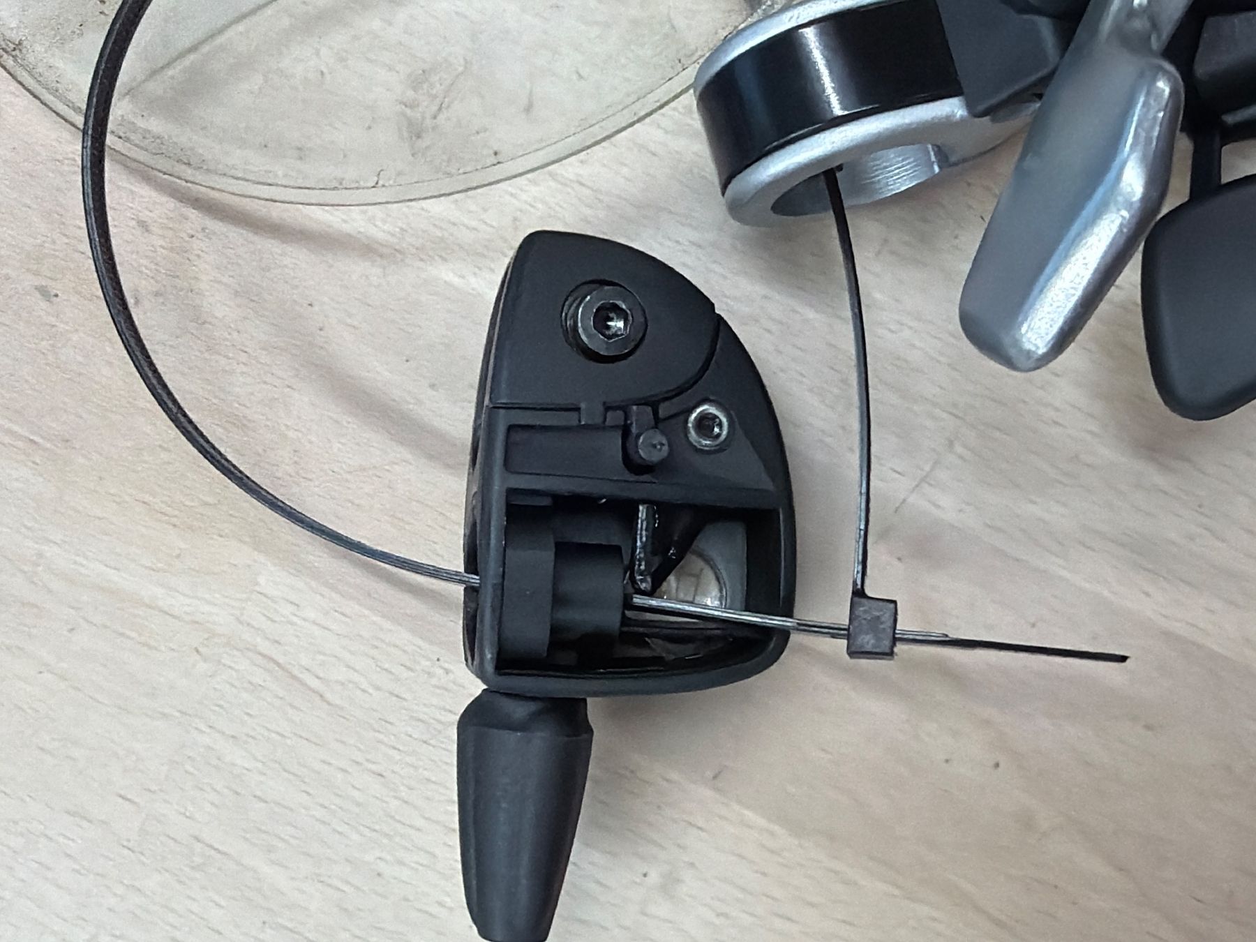 Sram Pezzi di ricambio: SRAM Dualdrive Trigger – Usato da Basel venduto da BICICLETTISTA 3
