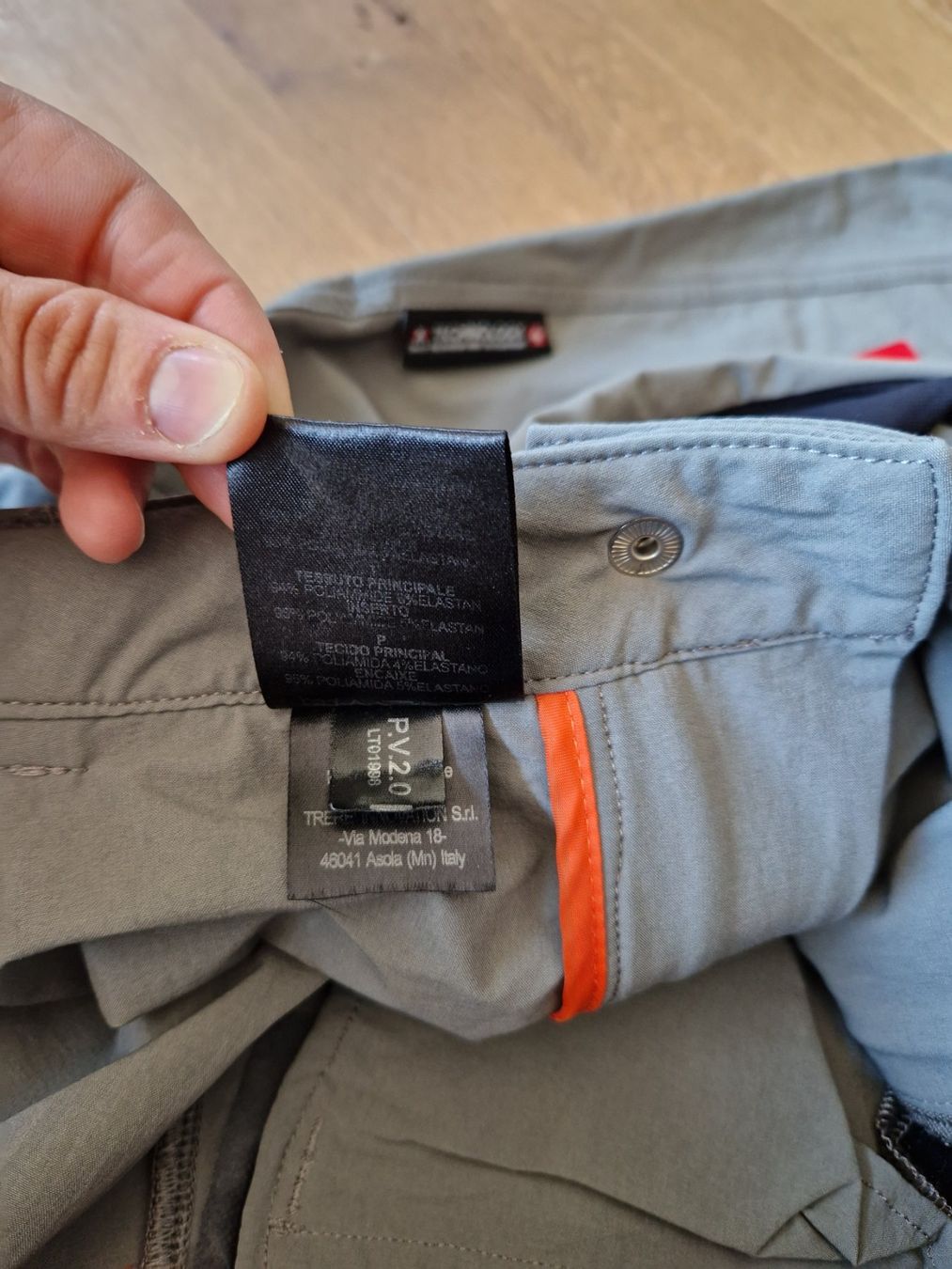 X-bionic Pantaloni: X-Bionic mtb cycling shorts size XS – Nuovo (secondo la descrizione) da Adliswil venduto da fashionholic 5