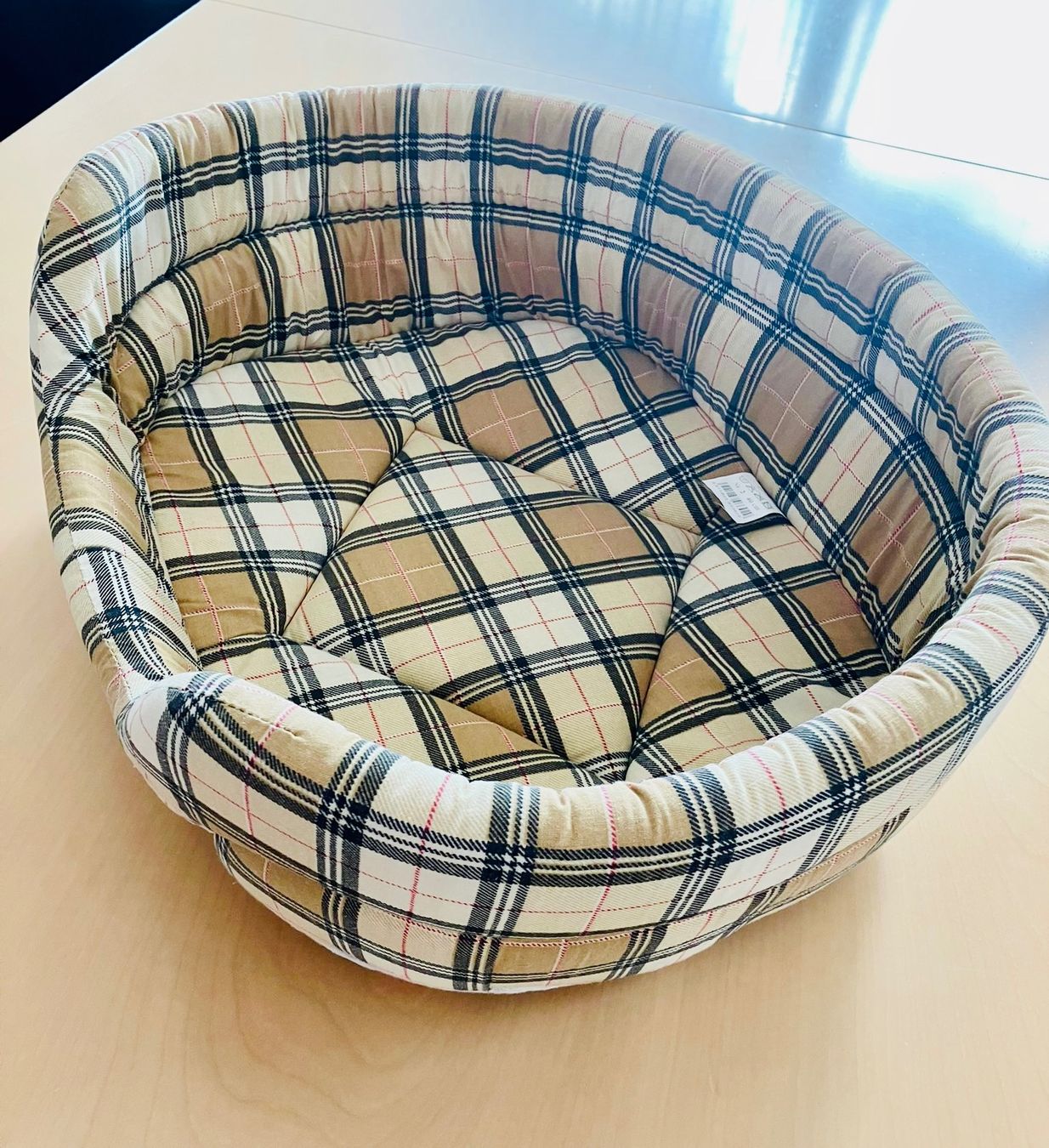Cucce & Letti: Katzenbett mit Burberry-Muster - waschbar – Usato da Ennetbürgen venduto da Evelyne_G