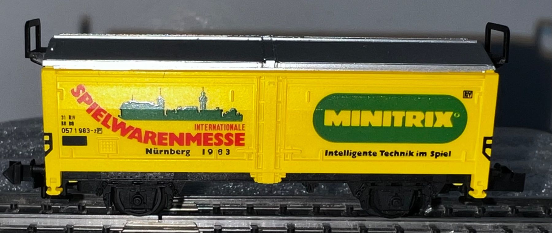 Trix Modellini di ferrovie: Minitrix . 13530, Güterwagen - Spielwarenmesse Nürnberg – Usato da Basel venduto da jonnyhaas 1