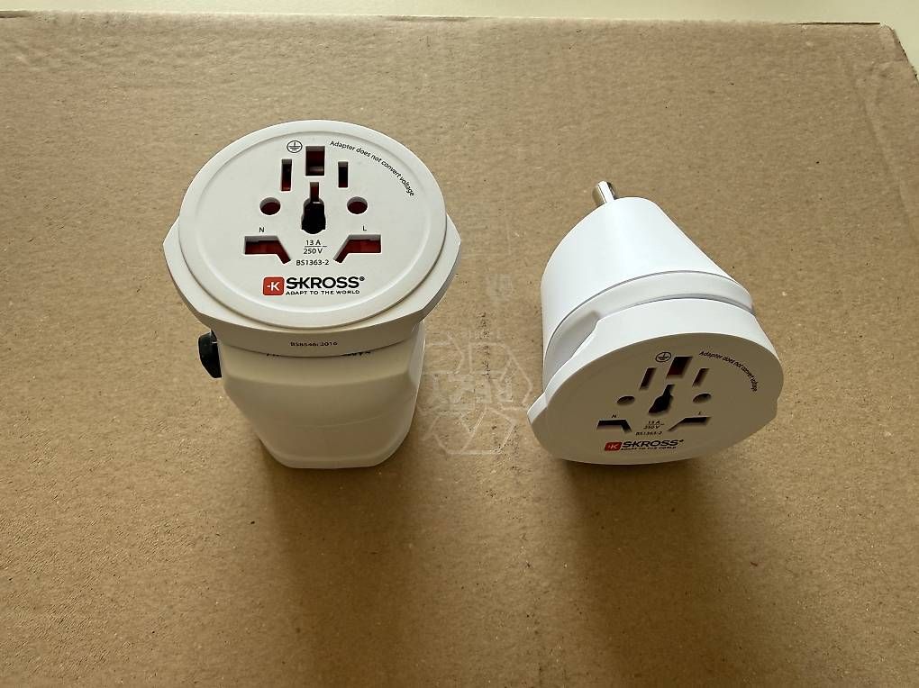 SKROSS Unità & Adattatore: Skross Adapter/Länderadapter World + India – Nuovo (secondo la descrizione) da Oberburg venduto da LW034