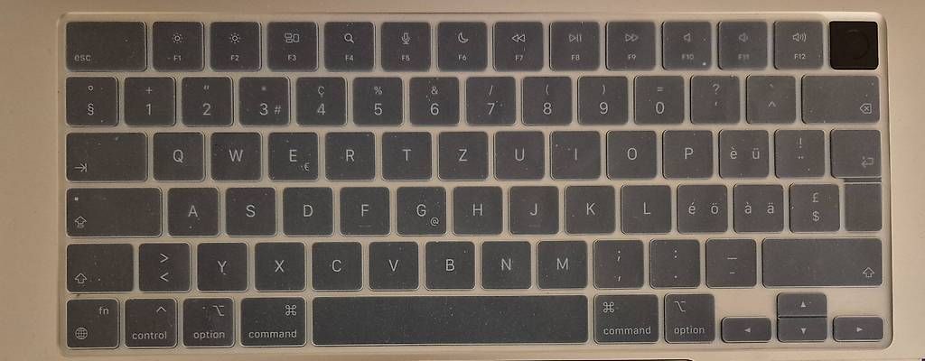 Covers & Borse: Protection clavier macBook 15 transparente – Usato da Gingins venduto da zoe_d59r 1