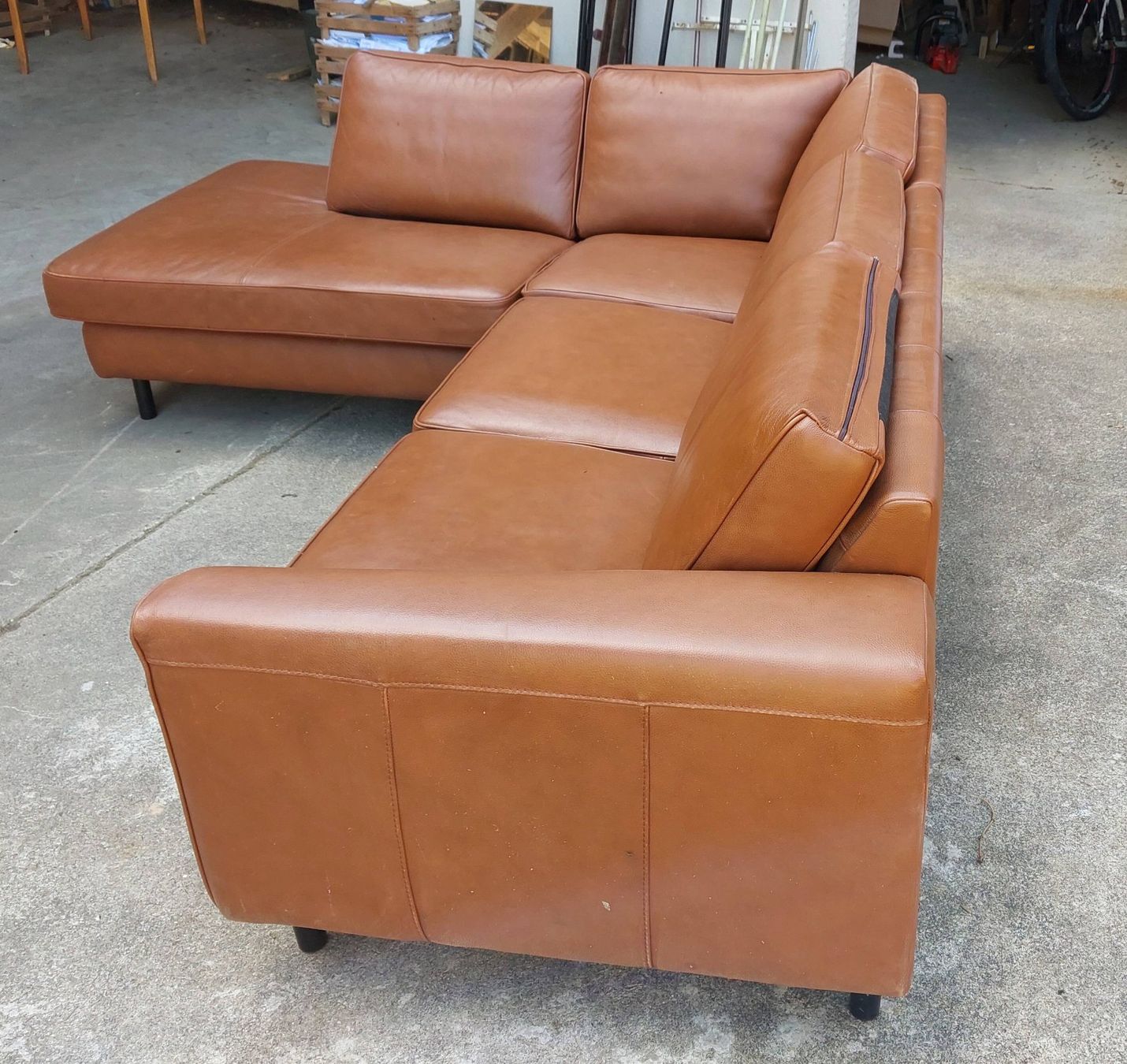 Micasa Sofas: Ledersofa – D'occasion à Alchenstorf par Widmerf