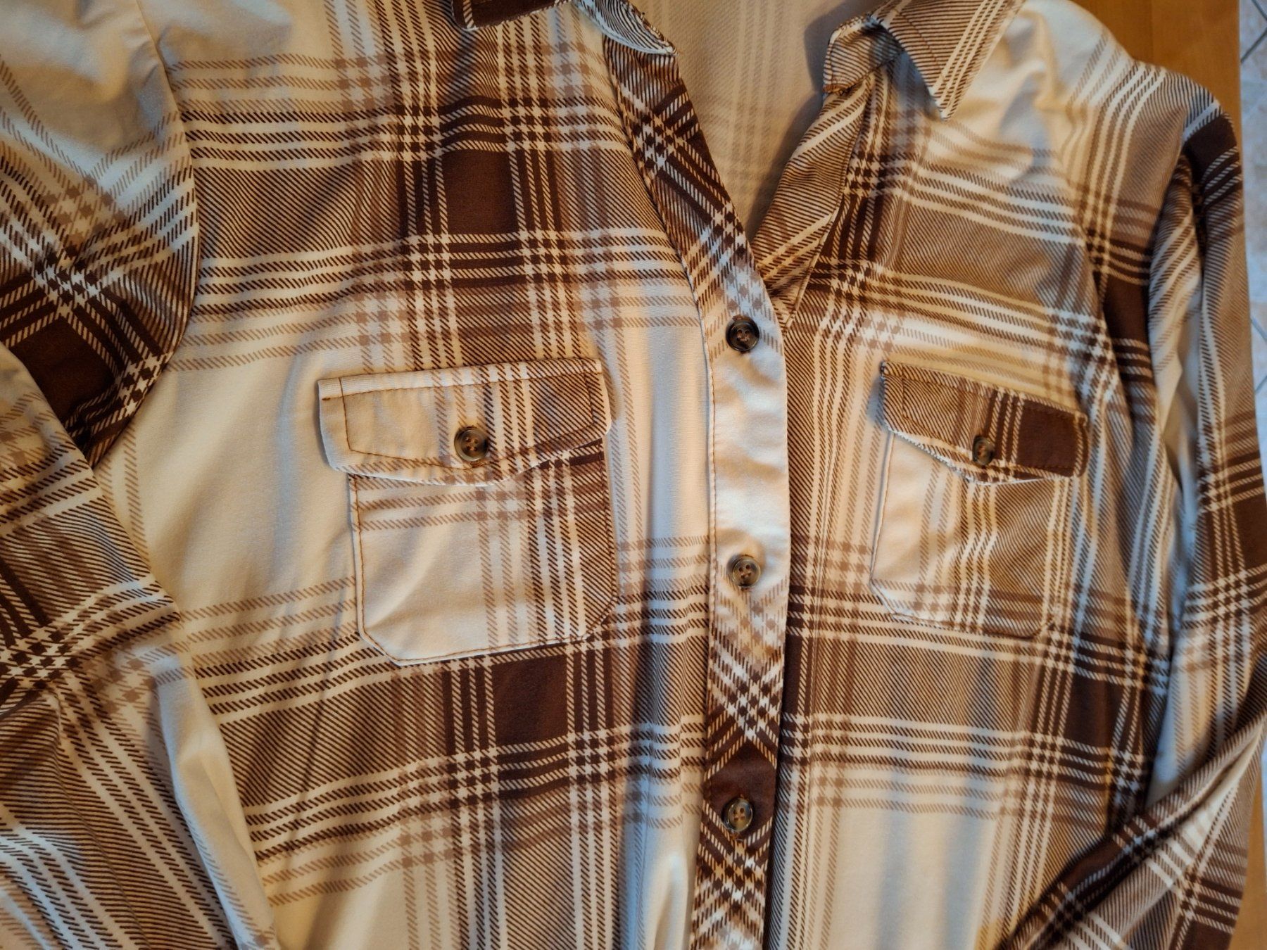 Camicette: Chemise matière douce taille L marque Chicorée – Usato da Villiers venduto da san_jn5w 3