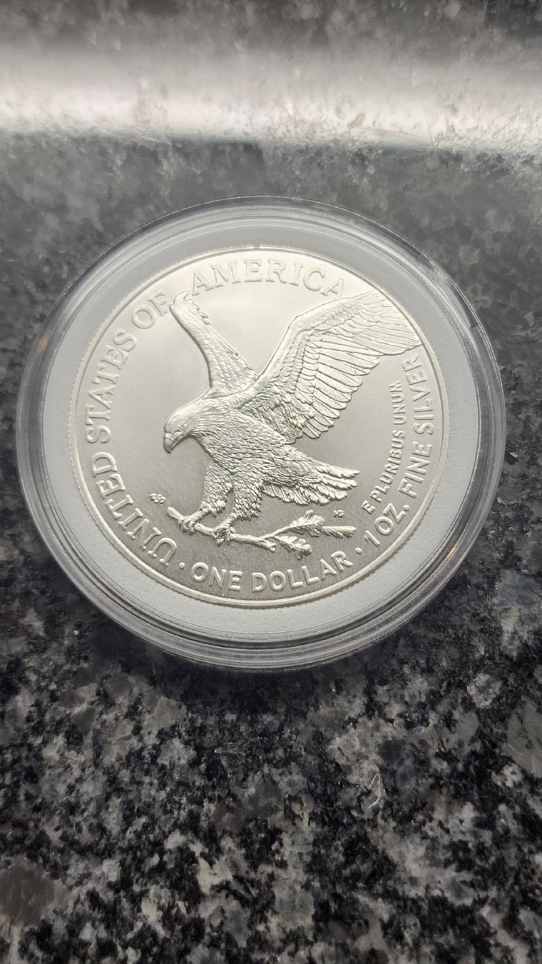 Alle Münzen: American Silver Eagle 1 oz - pièce en argent d'une once – Gebraucht aus Petit-Lancy von SilverCoinCoin