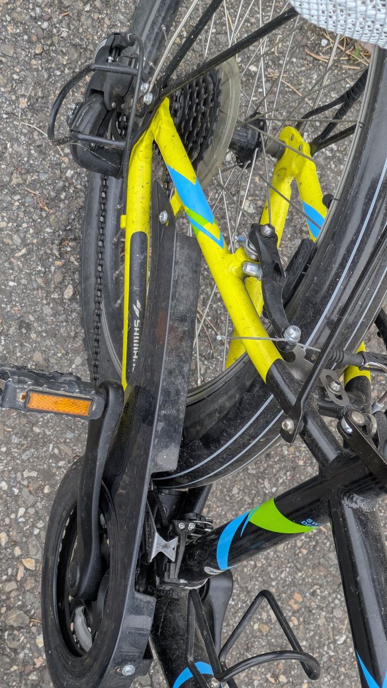 Velos: Crosswave Jugendvelo 24 Zoll mit Korb - Fahrrad – Gebraucht aus Hausen AG von gluecklicher 5