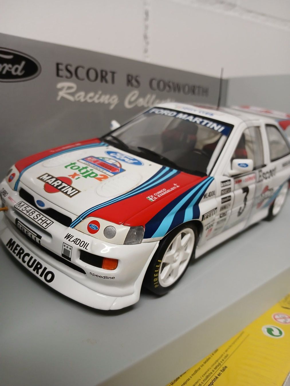 UT Models Modellautos: UT Models 1:18 Ford Escort RS Cosworth Martini – Gebraucht aus Winterthur von alfagetevau1970 7