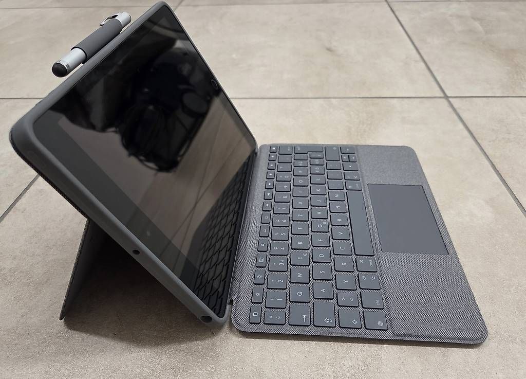 Apple Tablet PC: Apple ipad 9. Generation 256GB – Gebraucht aus Zürich von alfa1000 3