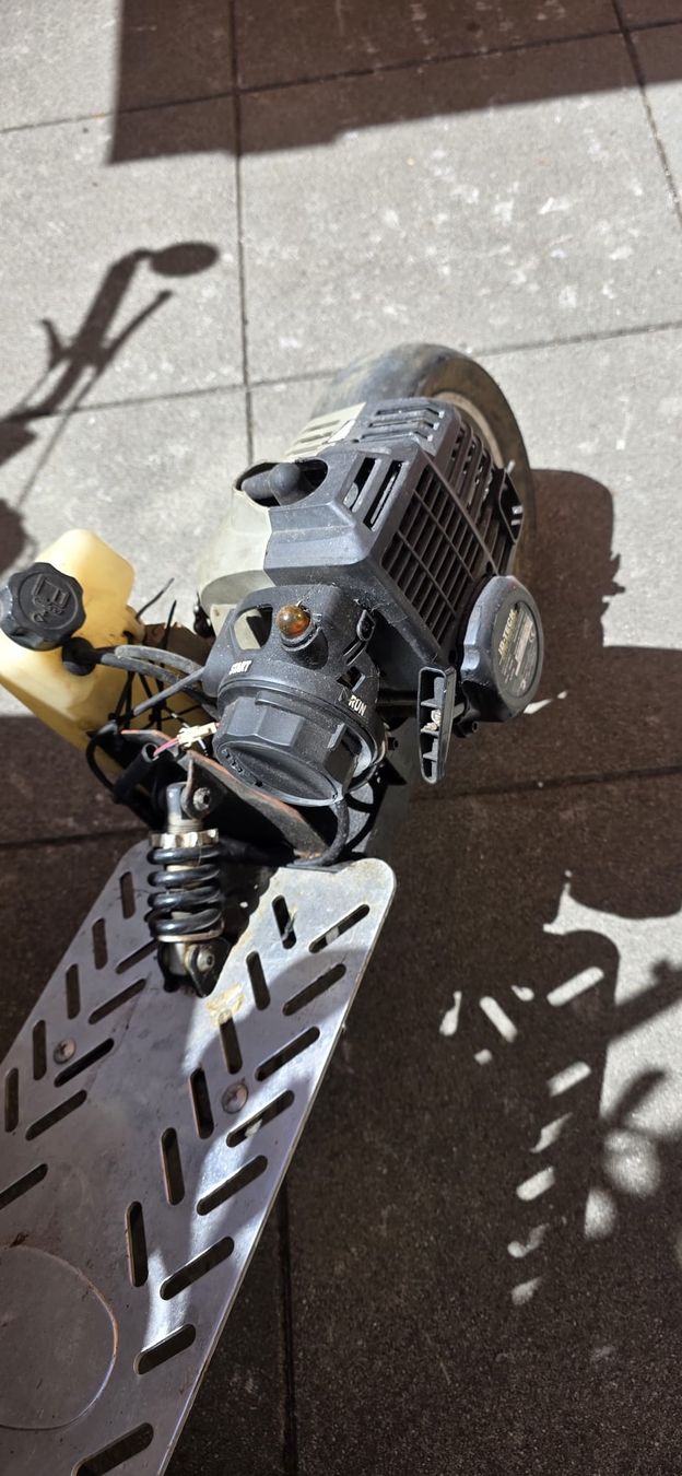 Kickboard: Trottinette thermique – Usato da Yvonand venduto da vir_wdr7 2