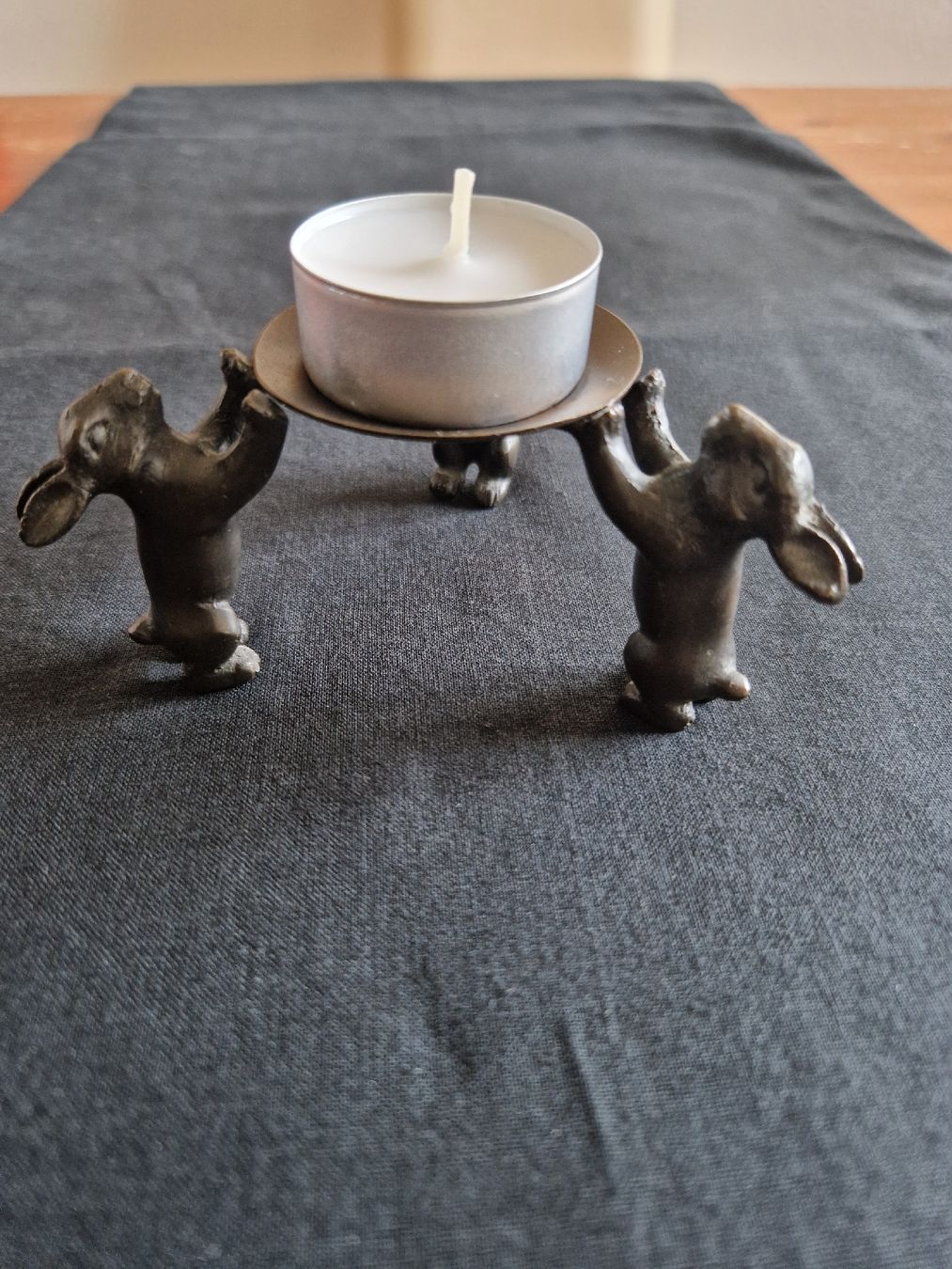 Figurines: Hasenfigur / Teelichtschale – D'occasion à Fislisbach par mka_km8f 1