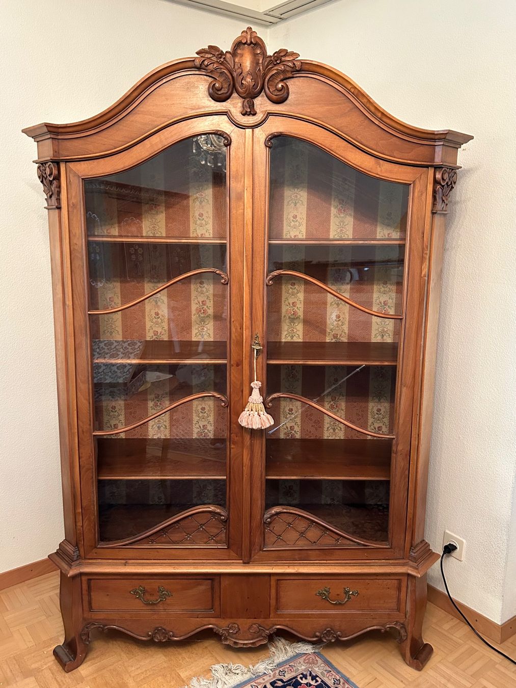 Divani: Möbelgruppe Louis XV – Usato da Luzern venduto da readyforlife 1