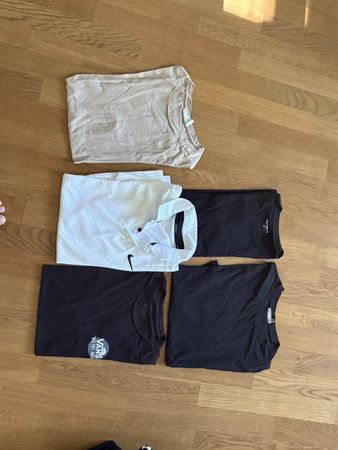 Kleiderpaket T-Shirts und Poloshirt Marken Grösse S-M