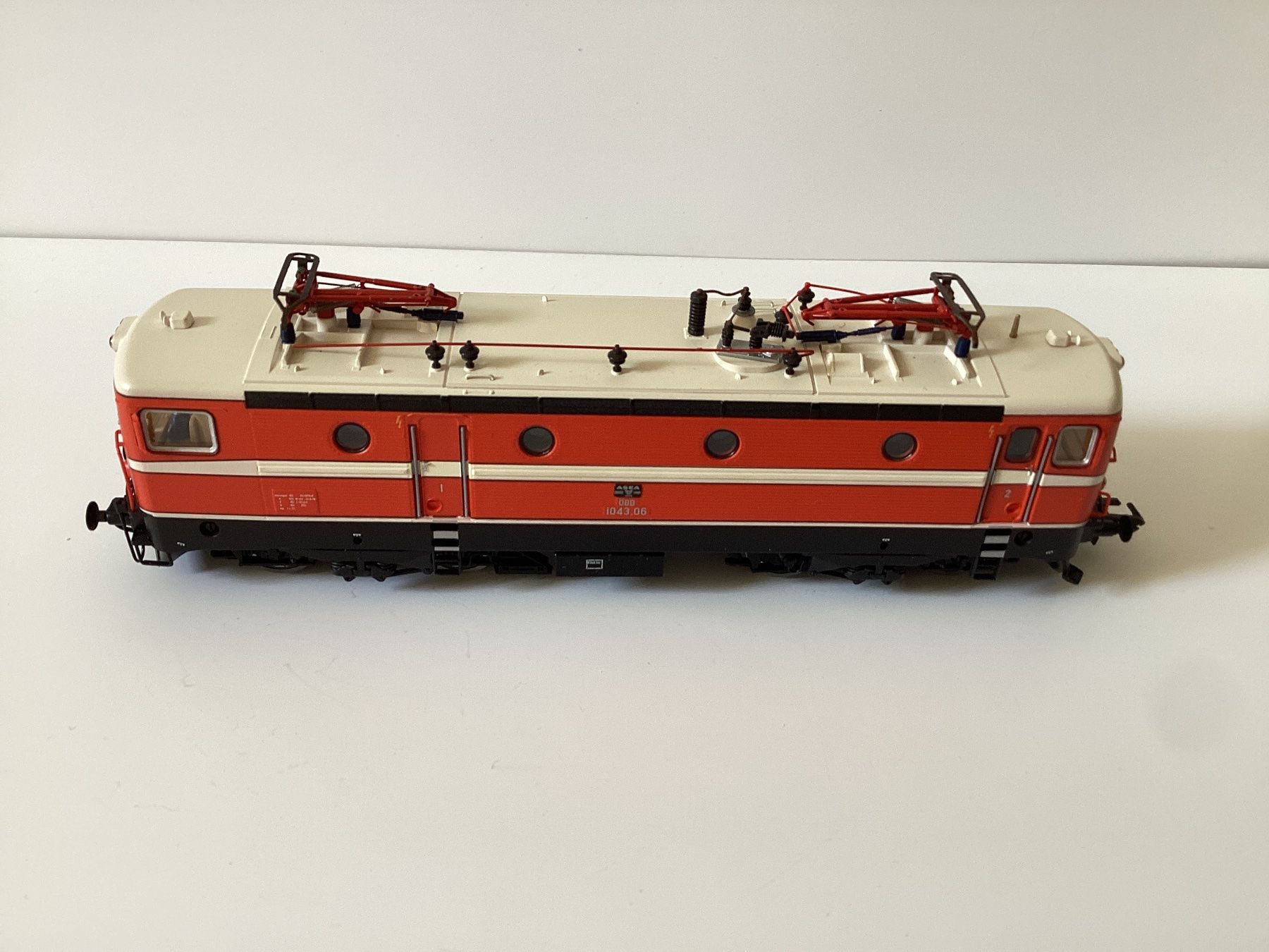 Roco Modellini di ferrovie: Roco 63760 ÖBB 1043.06 H0 1:87 – Usato da Effretikon venduto da simtek_de 2
