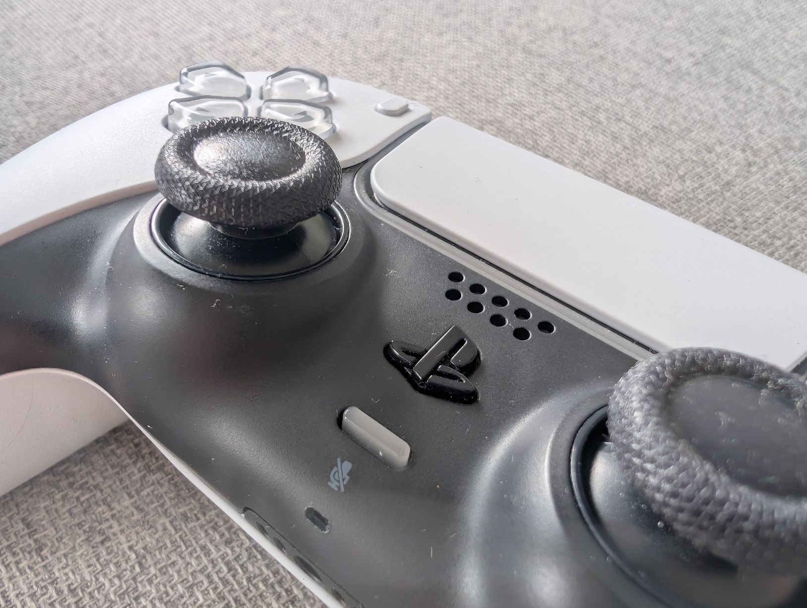Sony Controller: PS5 DualSense Controller (Stickdrift links) – Difettoso da Zürich venduto da t3655xy 1