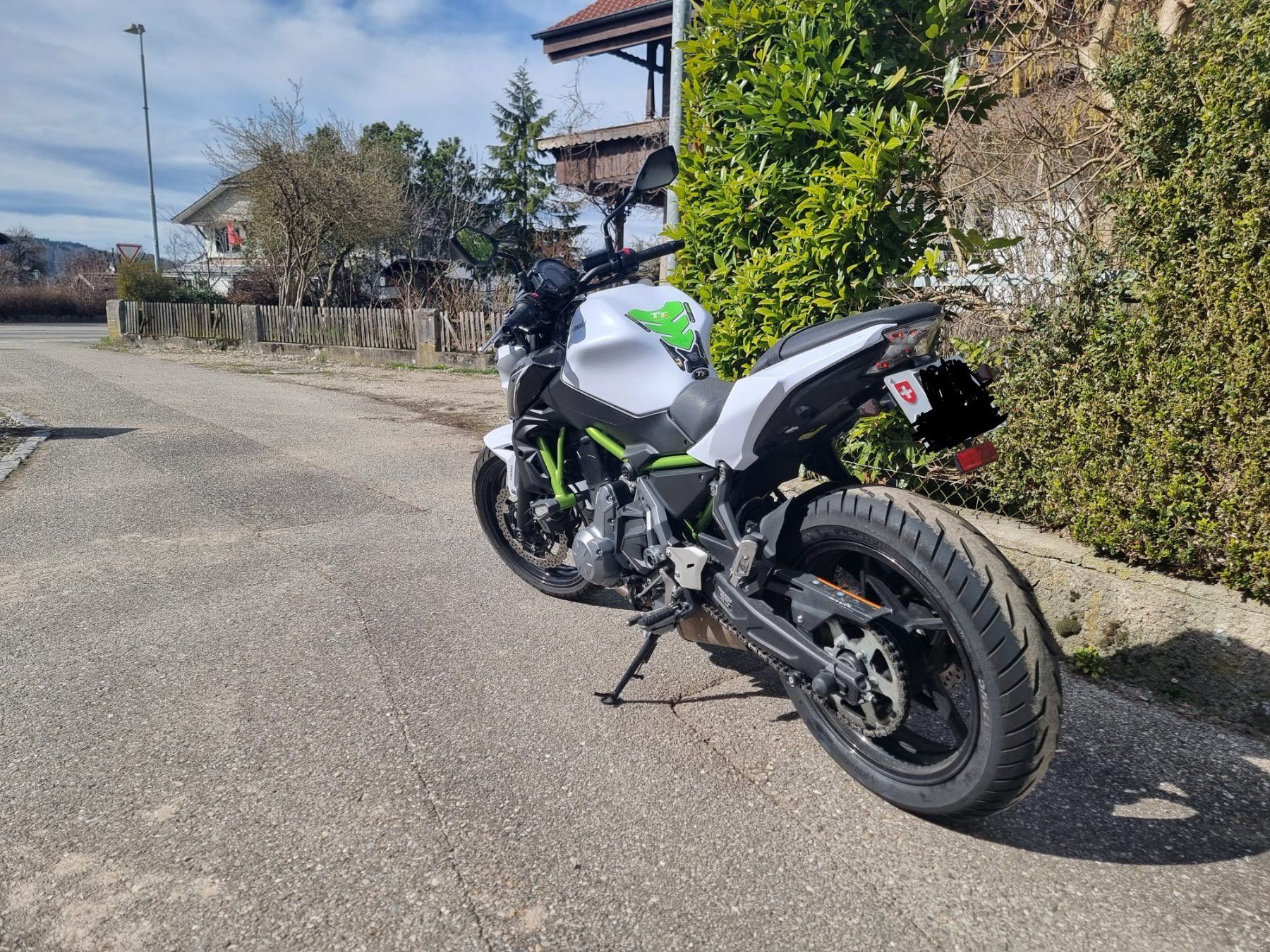 Kawasaki Strasse: Kawasaki Z650 – Gebraucht aus Gempenach von wittling 1