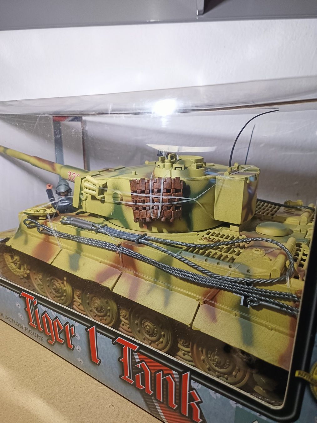 Modellbausätze & Standmodelle: 21 Century Toys 1:18 Modell – Gebraucht aus Wila von HeikoL02 2