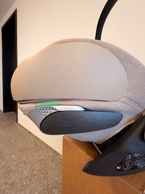 Cybex Seggiolini per auto: CYBEX Platinum Cloud T i-Size mit Base T - Cozy Beige – Nuovo (secondo la descrizione) da Dübendorf venduto da kerstinbrisbane 9
