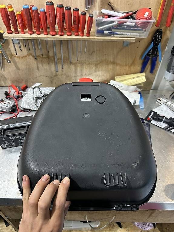 Topcase: vendo bauletto givi per scooter  – Usato da Losone venduto da pda_nb2f 3