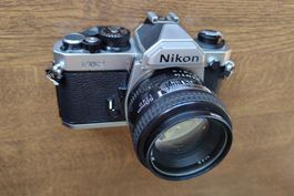 Nikon FM2 mit AF Nikkor 50mm f/1.4D