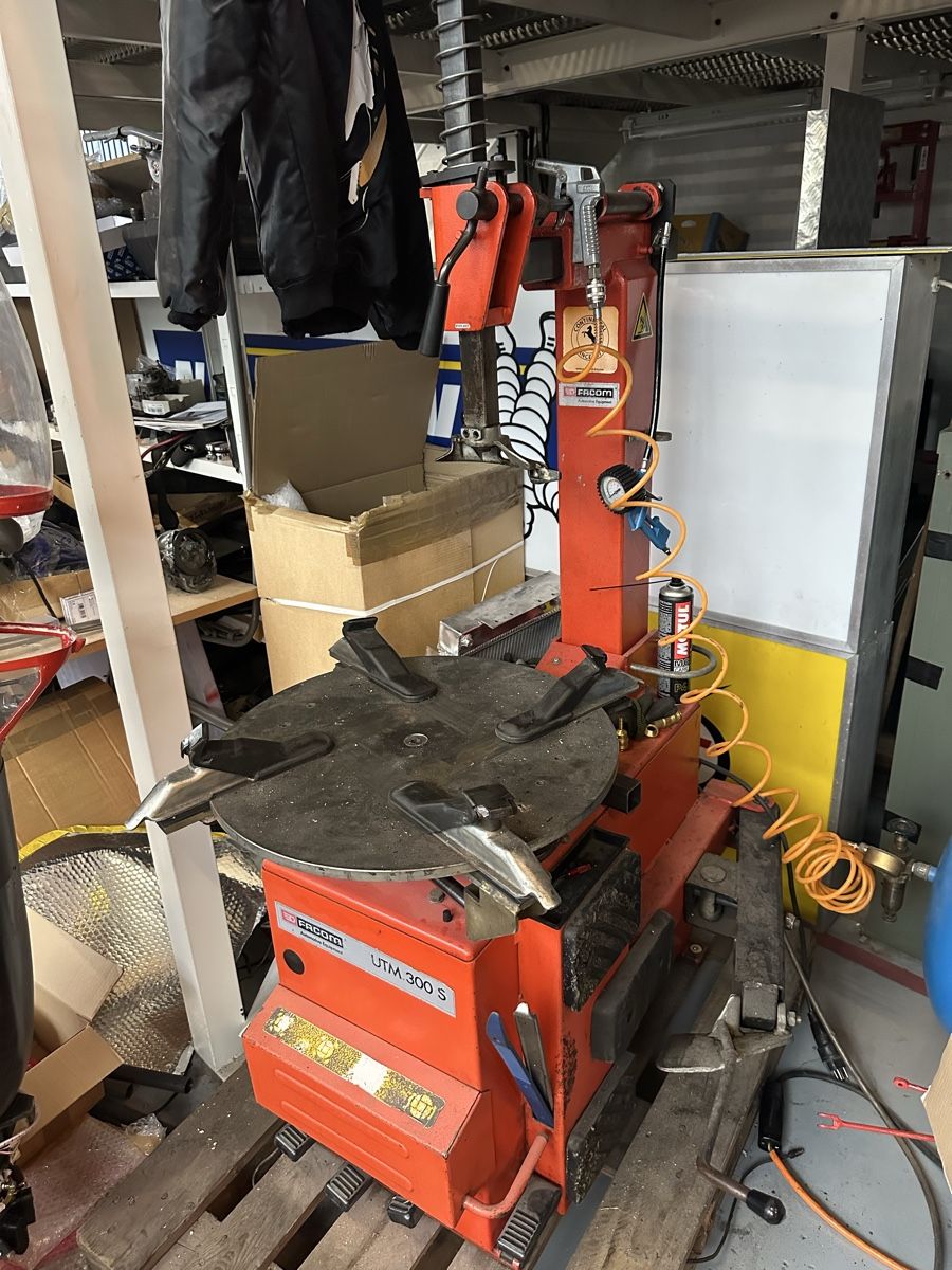 Facom Tutte le macchine: Machine à pneu Facom – Usato da Pomy venduto da alex911