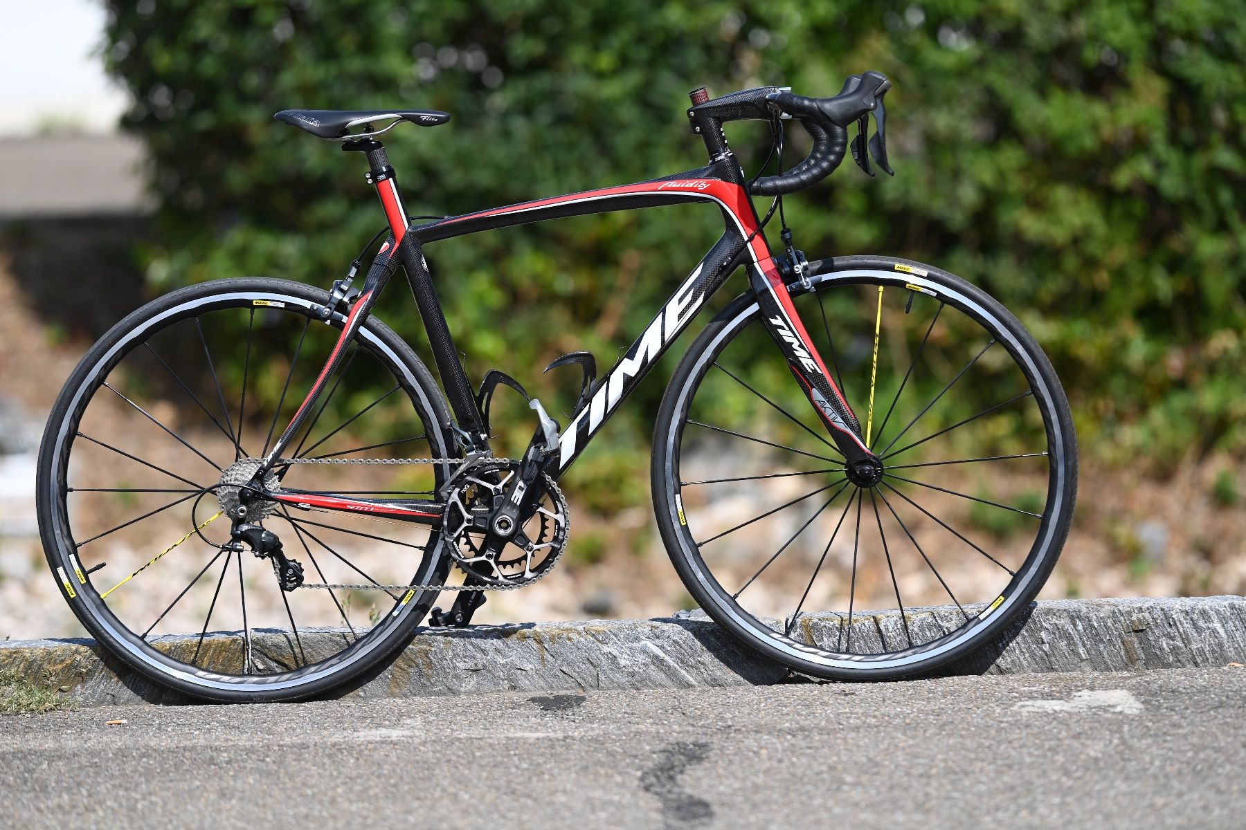 Velos: Time Fluidity - Carbon - Shimano Ultegra Rotor / Components – Neu (gemäss Beschreibung) aus Regensdorf von Hx9HDL 5