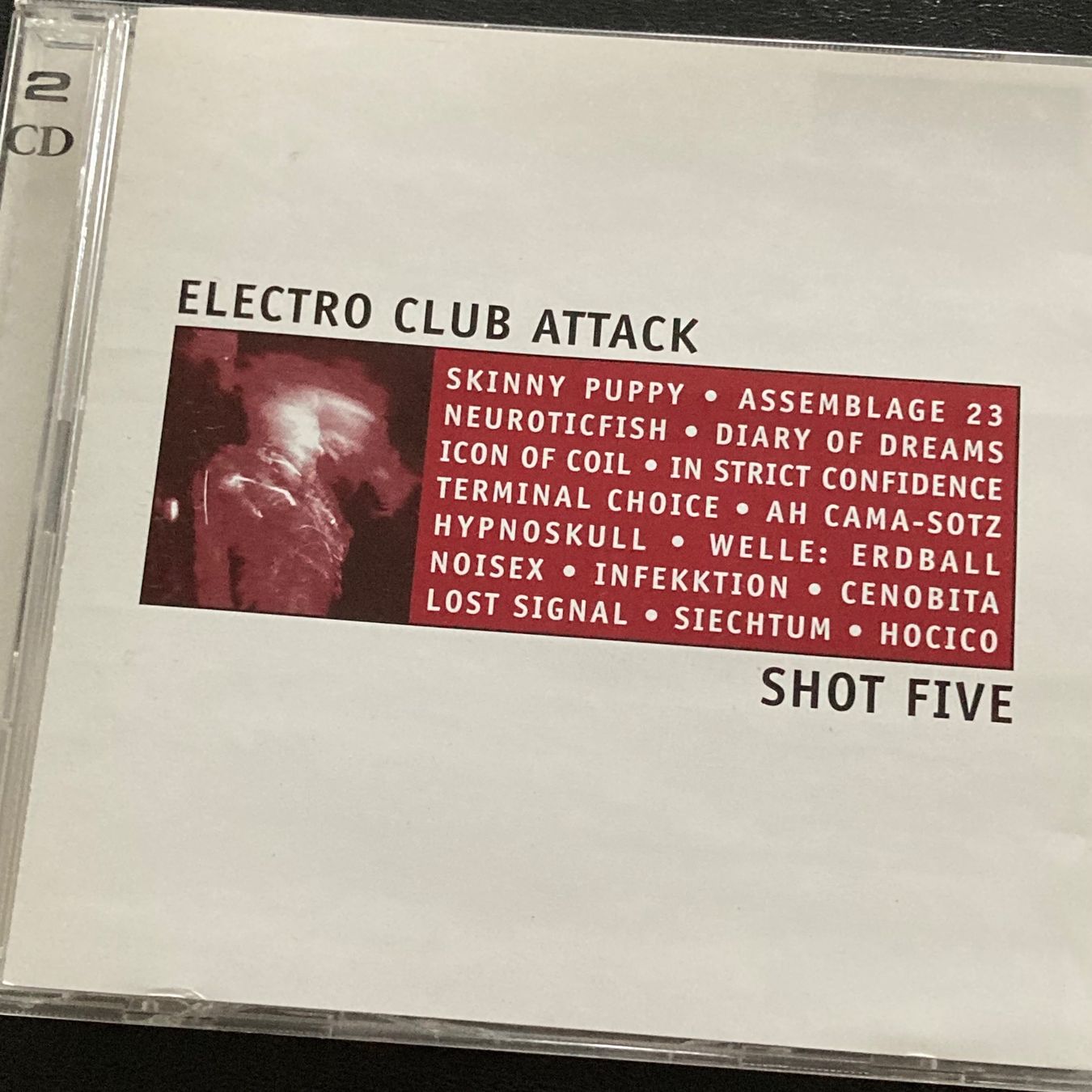 CD: V/A - Electro Club Attack - Shot Five, 2CD | EBM, Synth-Pop – Usato da Bern venduto da Ntsamina