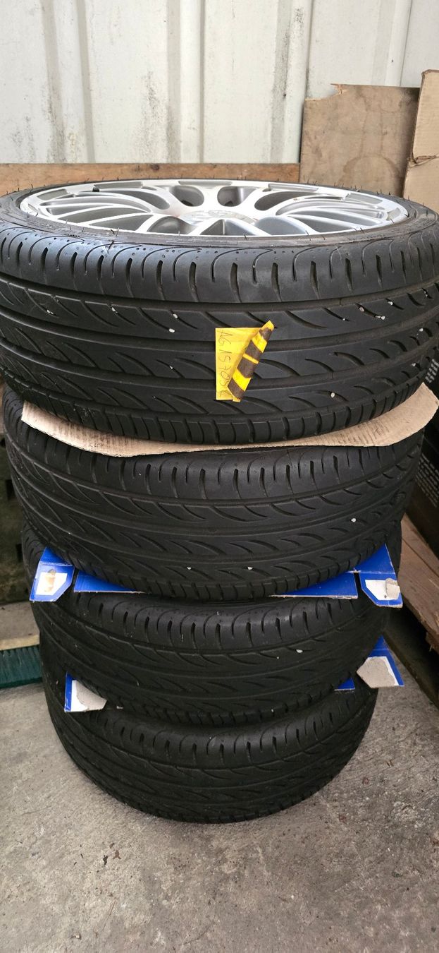 Fiat Pneumatici & Ruote complete: Fiat 500 Abarth Räder – Usato da Möhlin venduto da Carmaxx