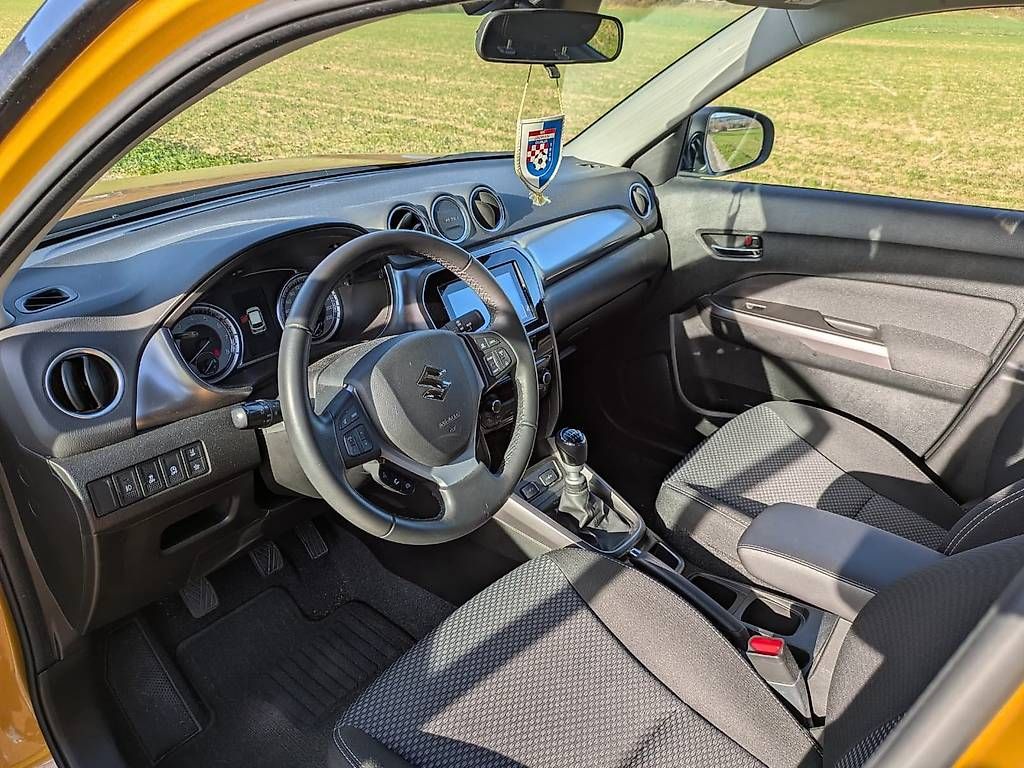Automobili: Suzuki Vitara 1.4 Boosterjet Compact +  Hybrid – Usato da Bettlach venduto da Yayo1978 4