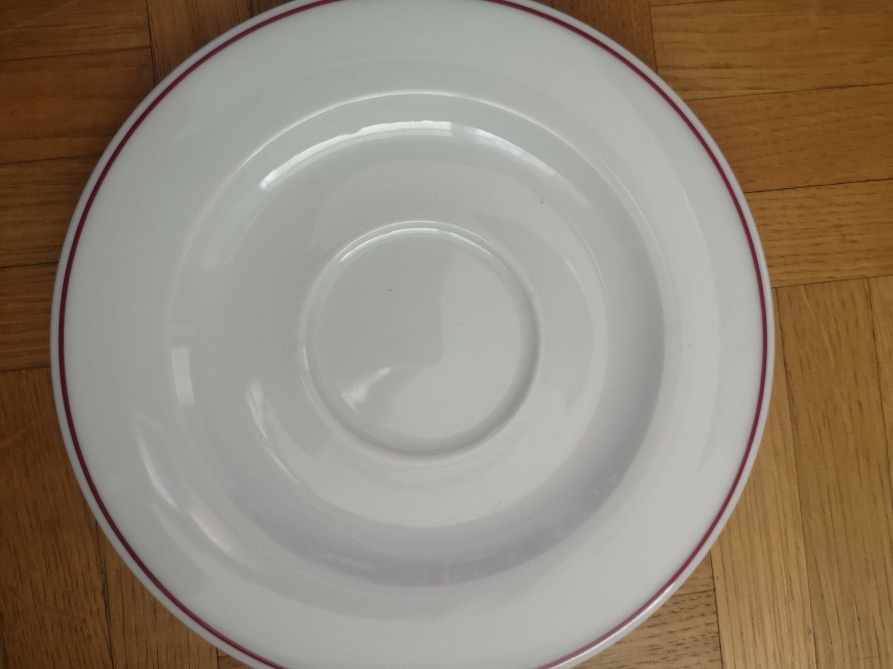 Set di piatti: Kaffeetassen mit einem Teller, Langenthal – Usato da Dietikon venduto da aro_mr6l 4