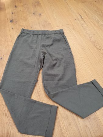 H&M Conscious Hose, Khaki-Grün, Gr. 36, leicht, Cargo, Stoff