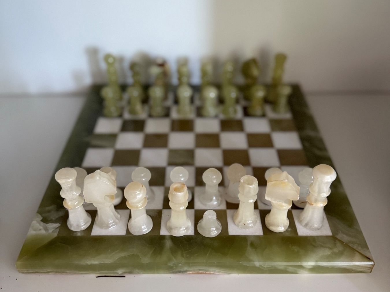 Tutte le decorazioni: Vintage Onyx Chess Set with Lighter and Box – Nuovo (secondo la descrizione) da Commugny venduto da semamonfrinoli 2