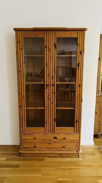 Vitrines: Vitrinenschrank – D'occasion à St.Gallen par eicatcher 2