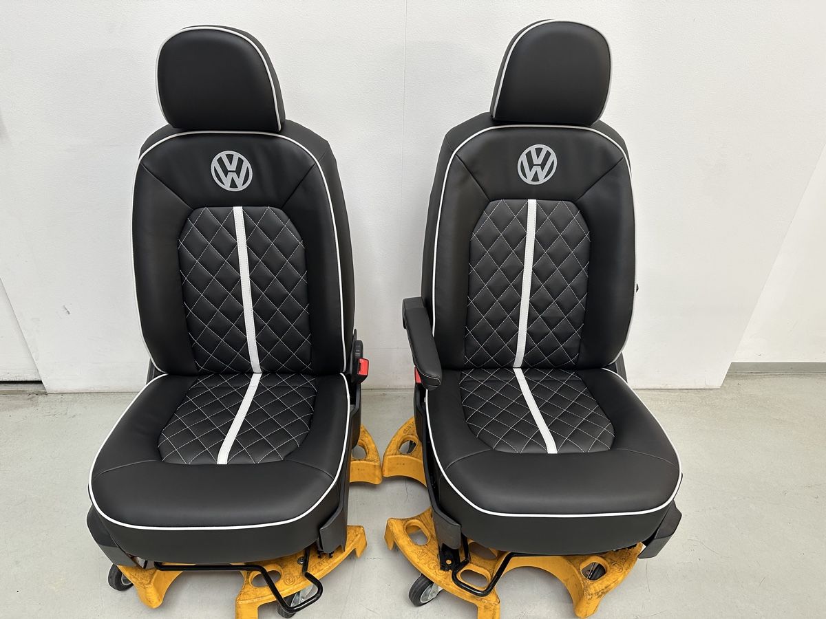 VW Tutti i ricambio: VW Crafter MAN TGE Sitz Einzelsitze Leder – Usato da Alpnach-Dorf venduto da Skai0