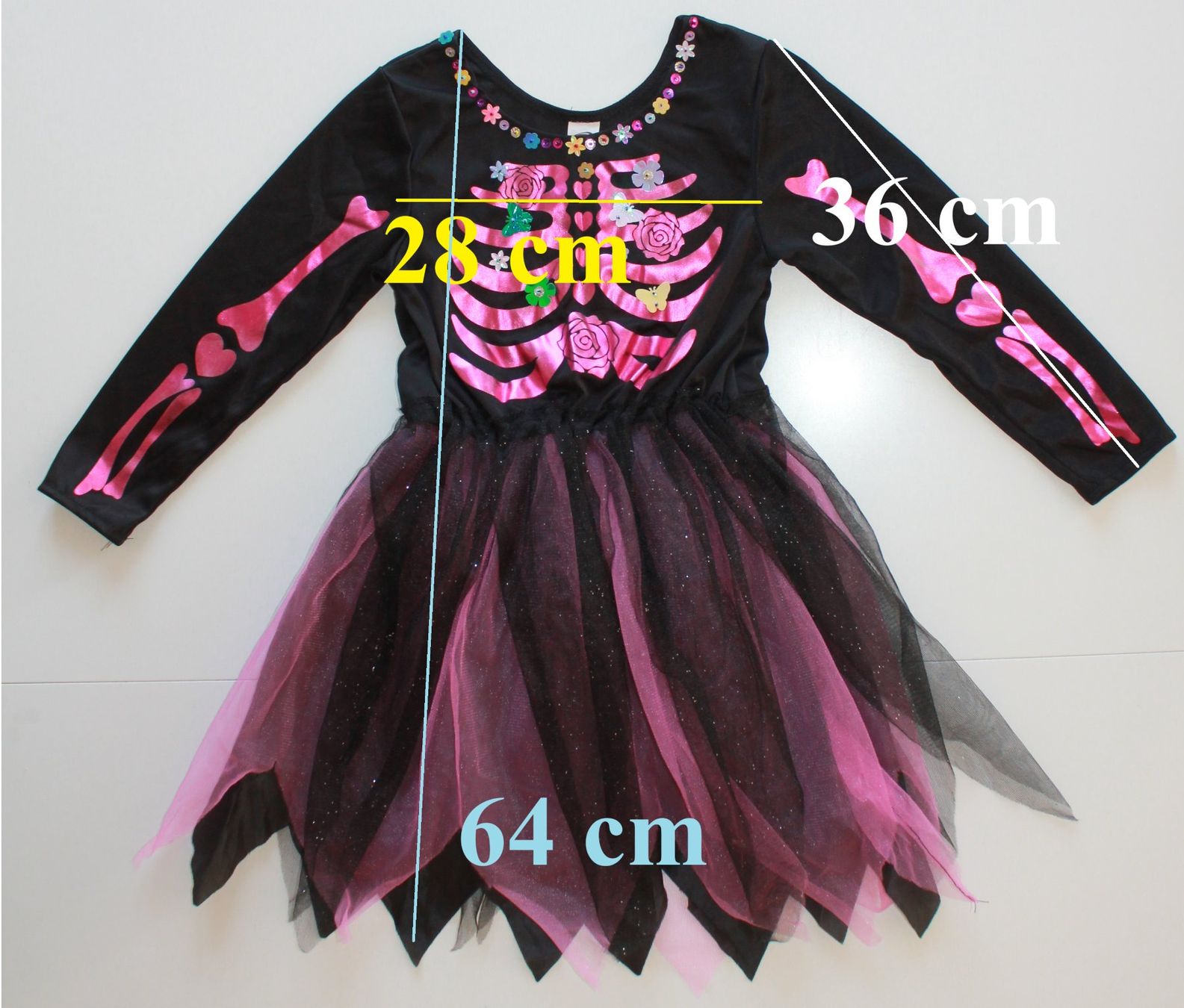 Costumi: Costume squelette / Skelett t. 3 - 4 ans – Usato da Peseux venduto da CoolShoping 2