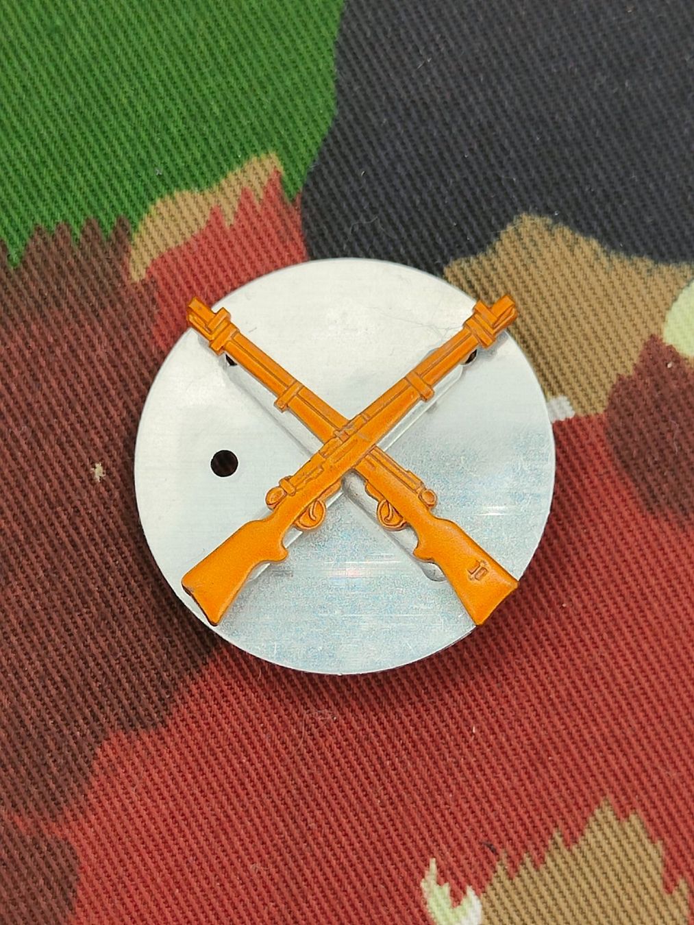 Schweizer Armee Placchette & Badge: Schützenabzeichen Ord. 1949 (3) – Usato da Bauma venduto da SwissMilitaria