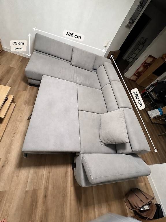 Sofas: Graues Ecksofa mit Schlaffunktion – Gebraucht aus Amriswil von Medusa496 1