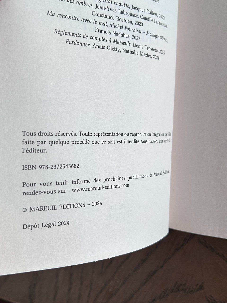 Livres: Libro "Femmes criminelles" di Gilbert Thiel – D'occasion à Giubiasco par LorisVale 4