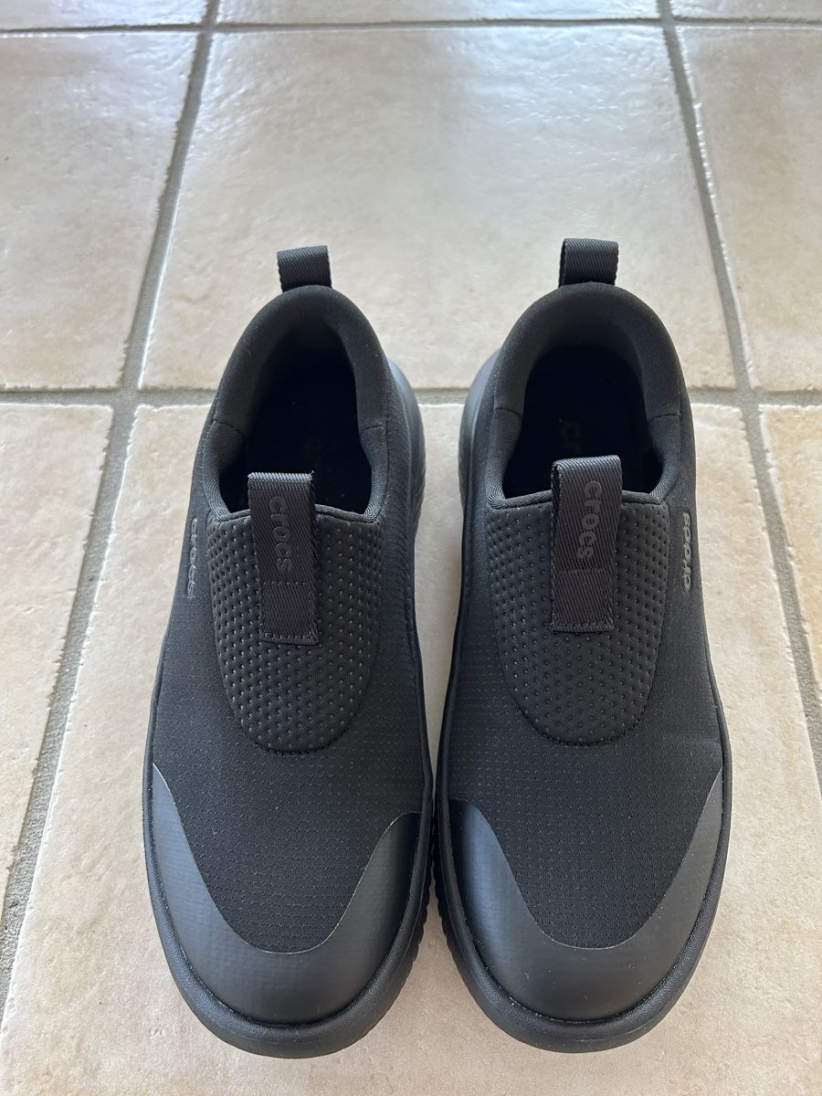 Crocs Scarpe da uomo: Neue Crocs Mellow Ease Sneaker Schuhe  – Nuovo (secondo la descrizione) da Beatenberg venduto da nonnkari
