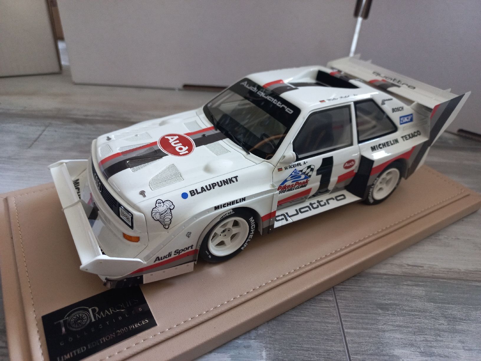 Audi Modellini d'auto: Audi Quattro S1 PikesPeak 1/18 TopMarques – Usato da Attalens venduto da remy_s00 1