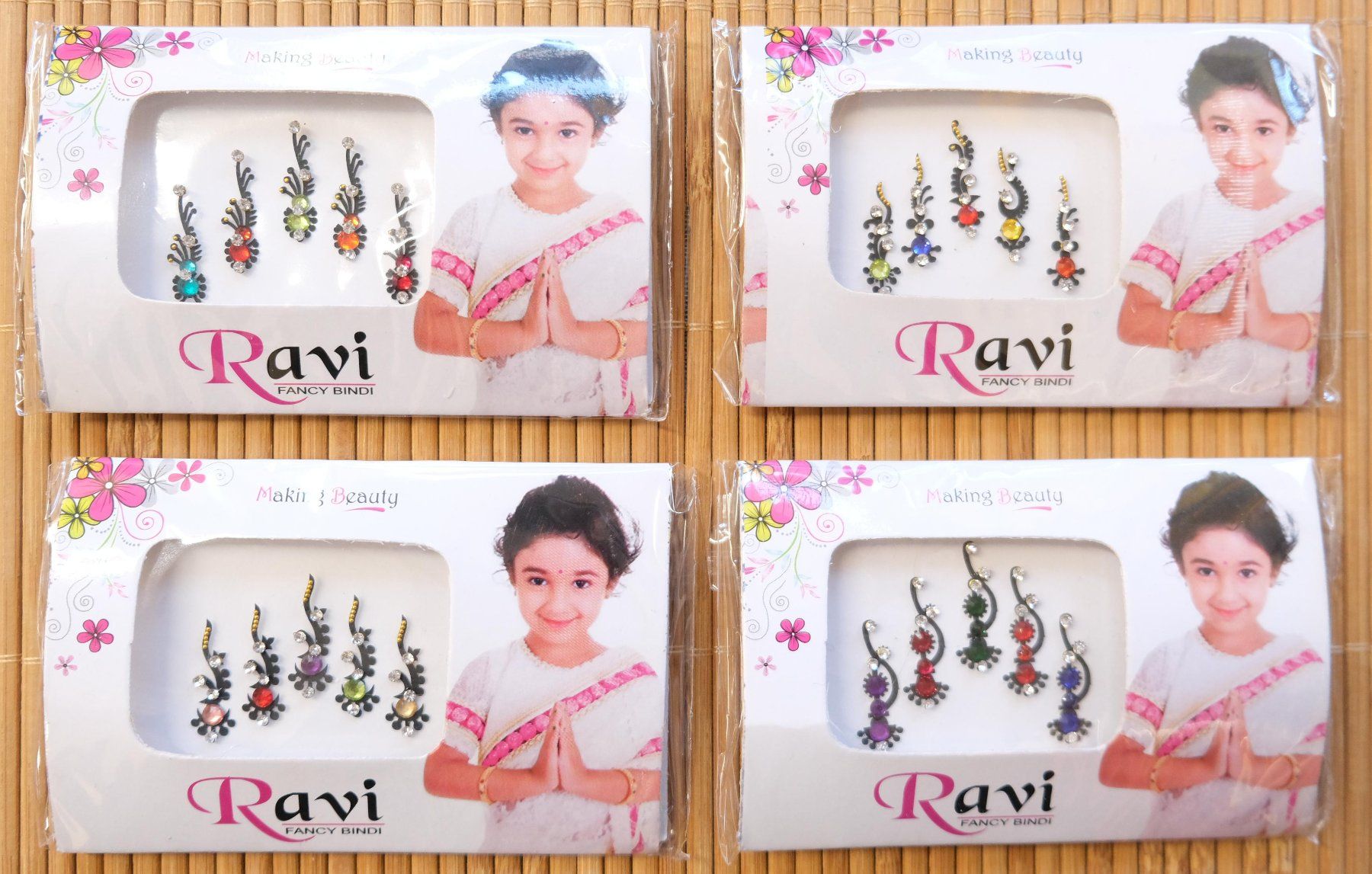 Make-up: Set 4x Bindi Stickers selbstklebender Gesichts Schmuck – Nuovo (secondo la descrizione) da Zürich venduto da Masala-Oase