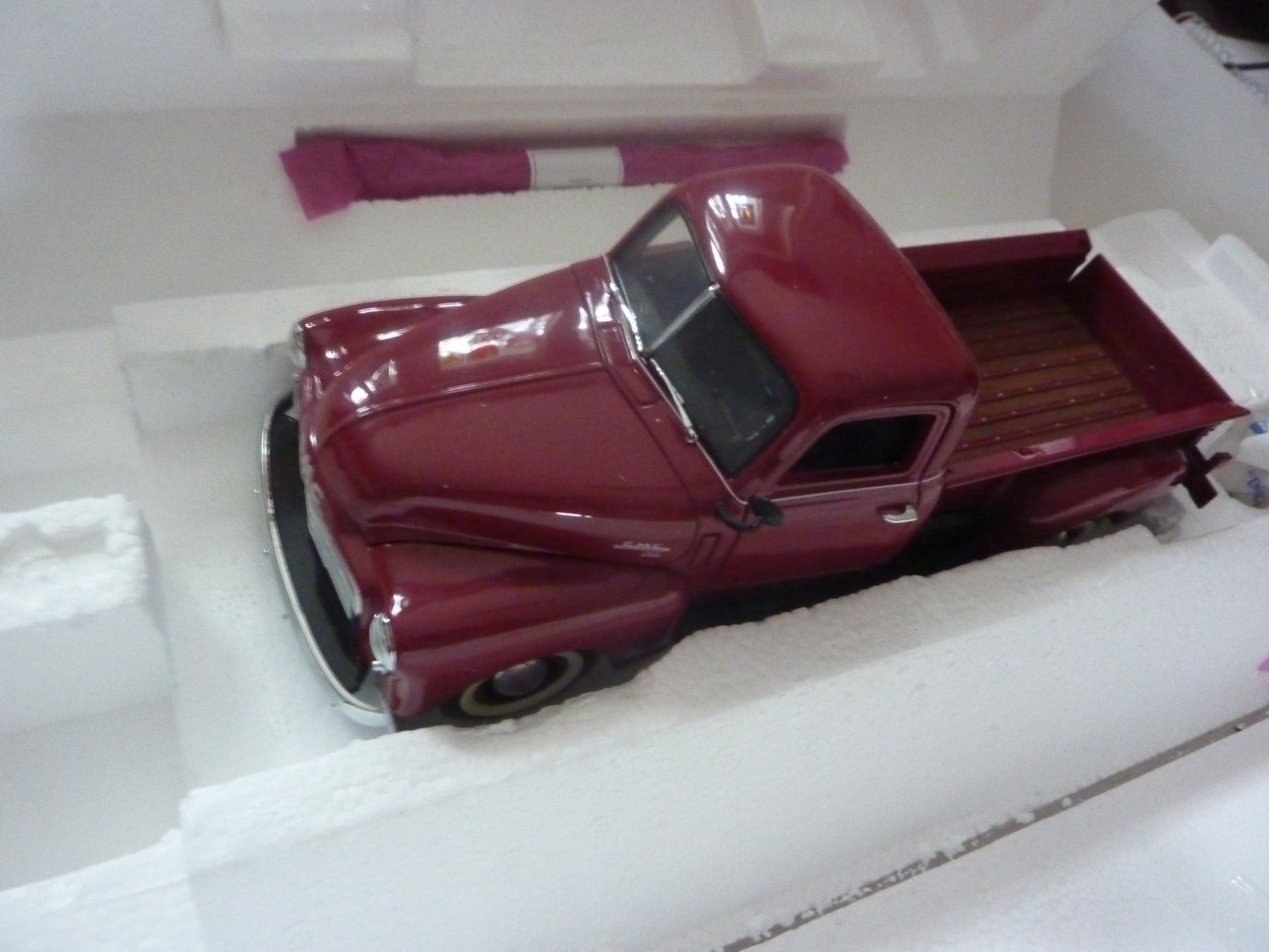 Kit di modellismo & Modellini statici: GMC – Nuovo e nell'imballaggio originale da Balsthal venduto da bouteliee 2