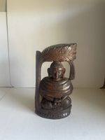 Statue Bouddha en bois sculpté à la main
