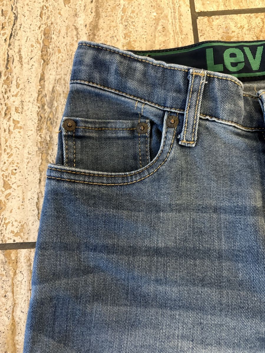 Levi's Pantaloni: Levis Jeans Grösse 164 – Usato da Nürensdorf venduto da Yellowstone09 2