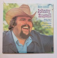 Johnny Russell – Here Comes