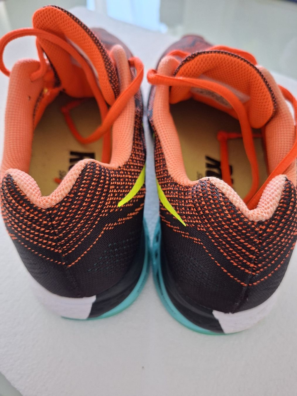 Scarpe da uomo: Chaussures de course Nike Structure 18 noires, orange – Usato da Renens VD venduto da ser_j2fn 4