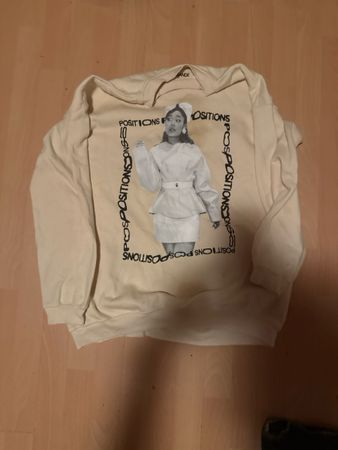 Ariana Grande Pullover