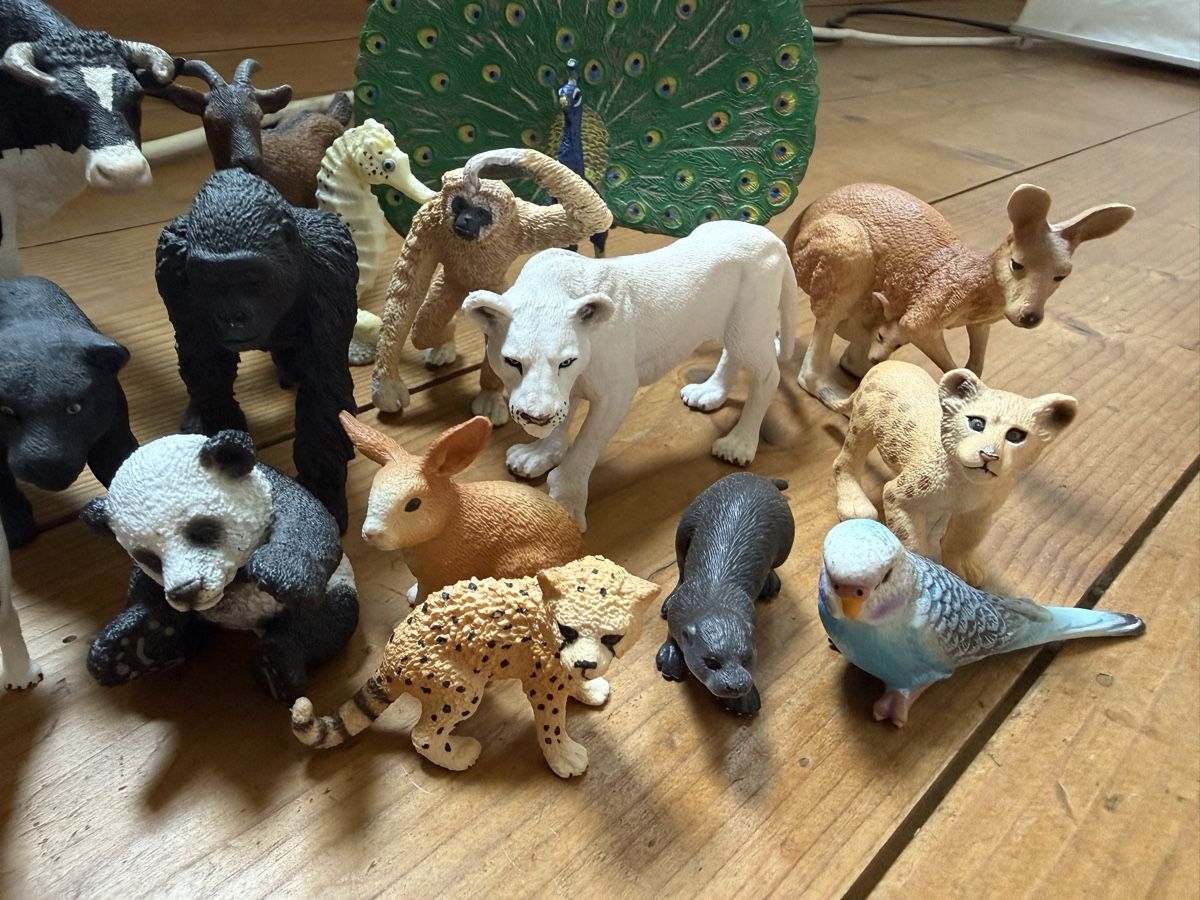 Schleich Statuette: 28 Schleich Tiere – Usato da Zürich venduto da zuerich16 1