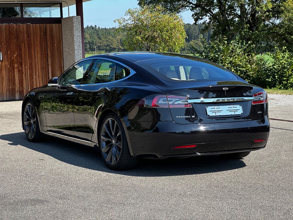 Tesla Model S90D, frisch ab MFK, free Supercharging lifetime