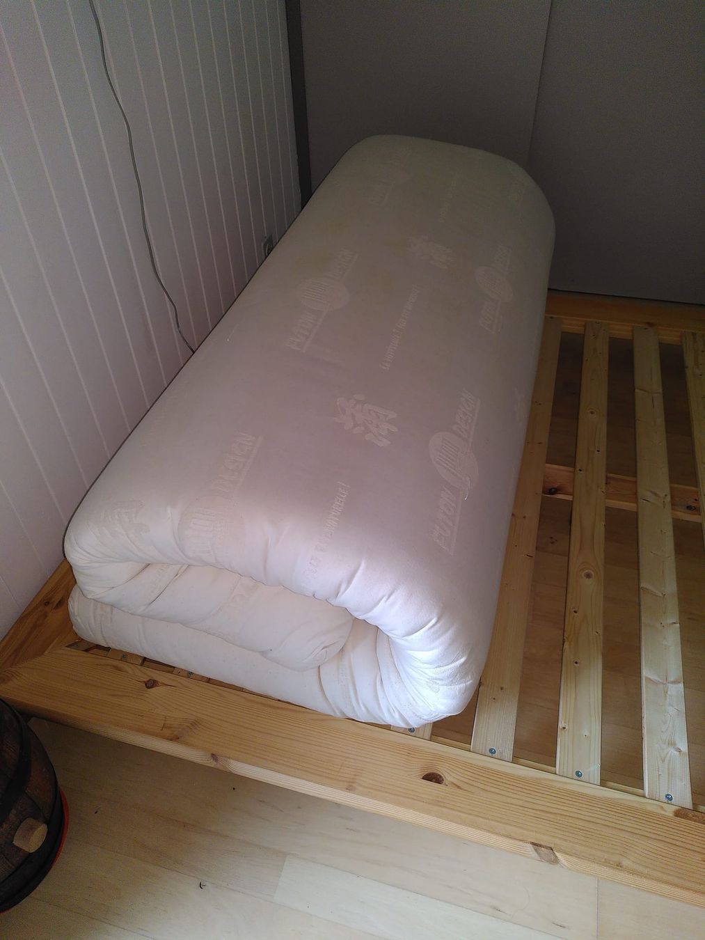 Betten: Lit Futon 140cm – Gebraucht aus Romanel-sur-Lausanne von holachica 2