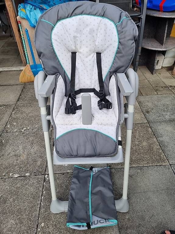 Chaises hautes: Gratis Kinder Sitz mit Tisch  – D'occasion à Bischofszell par jelmoli 3